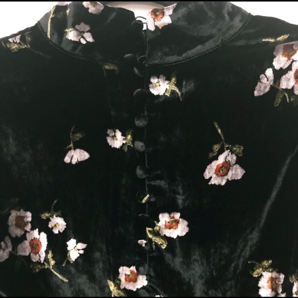 NWT FREE PEOPLE BLK VELVET FLORAL DRESS - Picture 4 of 9